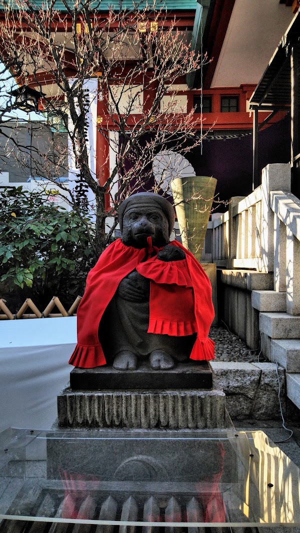 Statue of Female Monkey 1