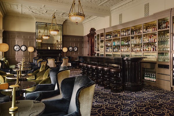 Coburg Bar 1