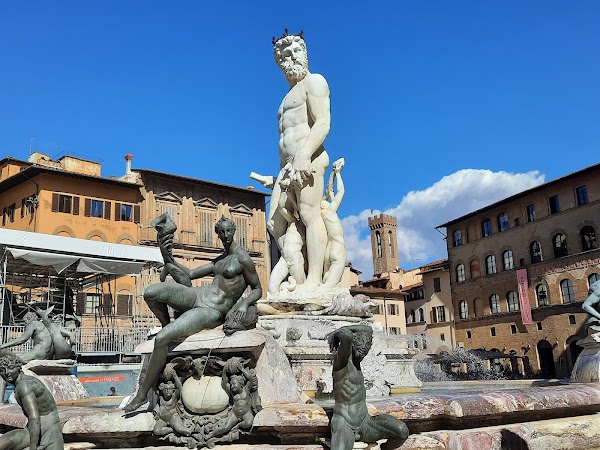 Piazza della Signoria 4