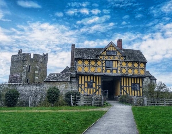 Stokesay Castle 1