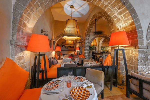 La Table by Madada
