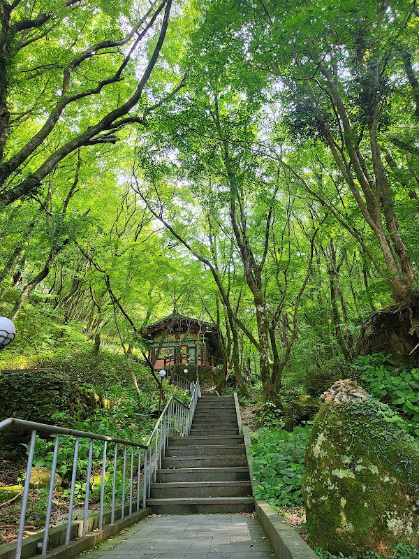 Cheon-Wang SaTemple 4