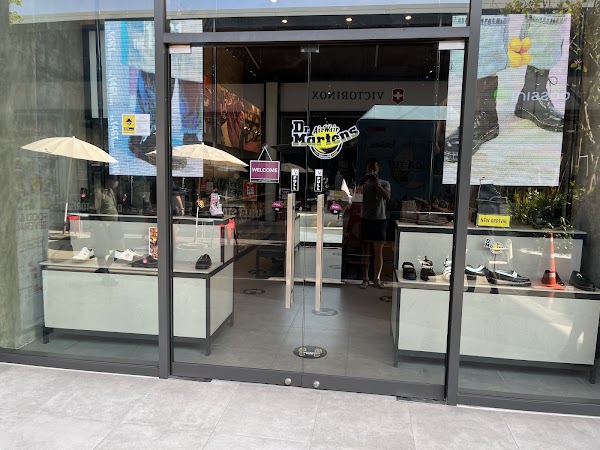 Dr Martens (Siam Premium Outlets) 1