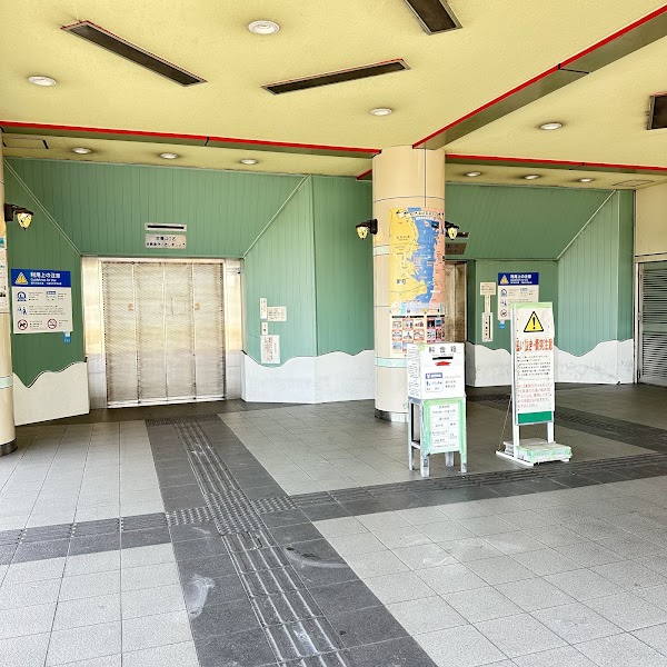 Kanmon Pedestrian Tunnel Entrance 2