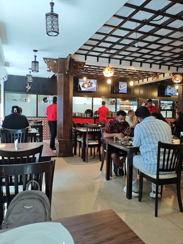 Mollagaa Restaurant 2