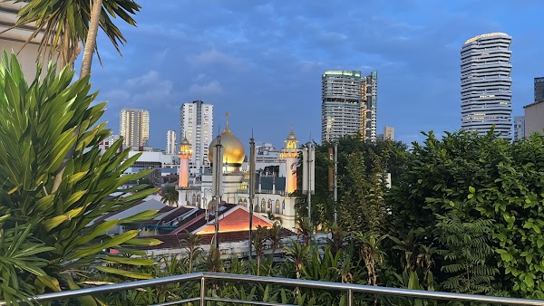 Golden Landmark 3