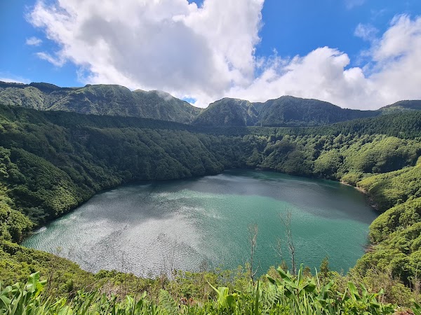 Santiago Lake