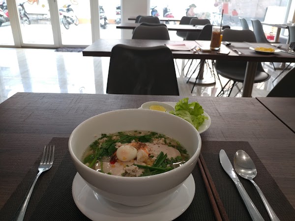 LaLuna Saigon 2