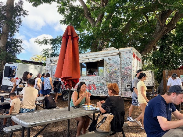 Giovanni's Shrimp Truck 3