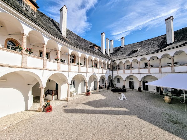 Schloss Ort 5