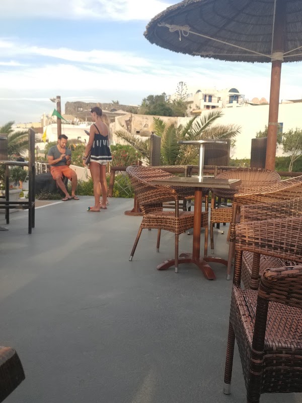 Lioyerma Sunset Pool Bar Oia