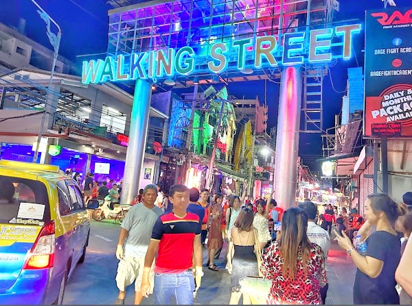 Walking Street 5