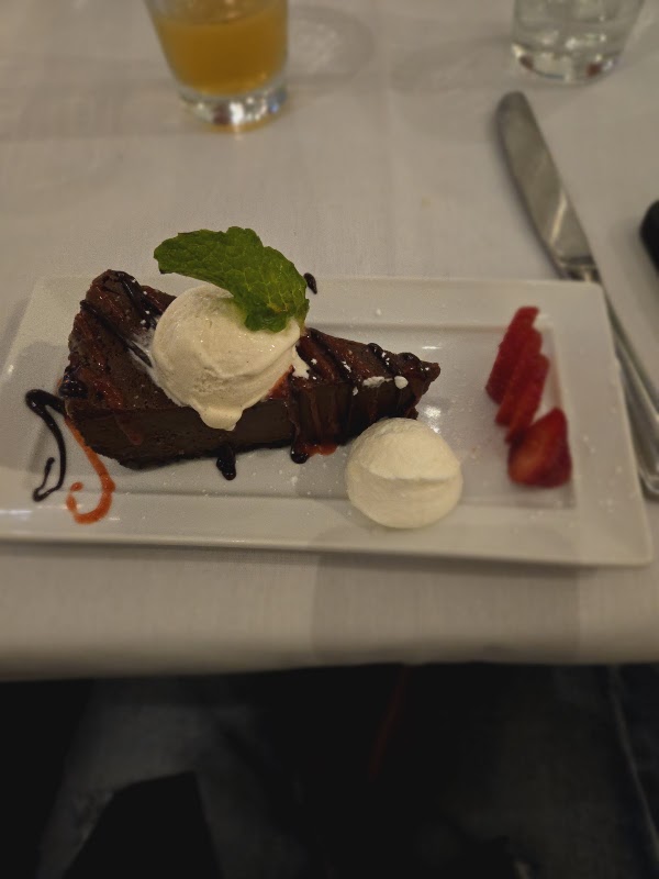 Bernardin's Restaurant At Ratcliffe 2