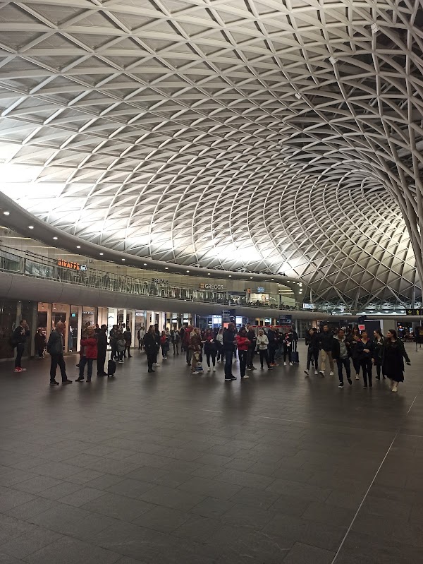 Platform 9¾ at King's Cross Station 4
