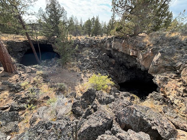 Derrick Cave 4