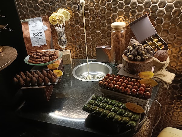 COCOA XO - Chocolate & Cognac Bar 2