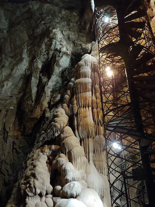 Moaning Caverns Adventure Park 5