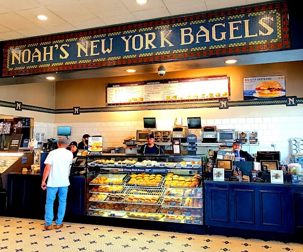 Noah's NY Bagels 3