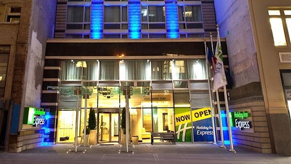 Holiday Inn Express Manhattan Times Square South by IHG