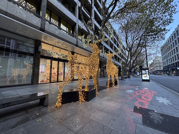 Tottenham Court Road 5