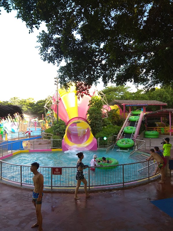 Chimelong Water Park 4