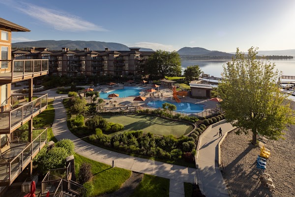 The Cove Lakeside Resort