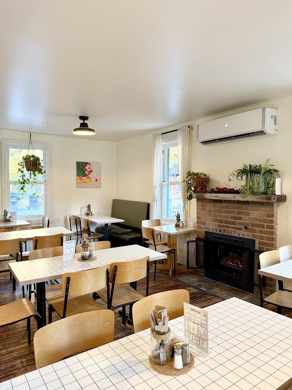 Les Charlottes Brunch & Café