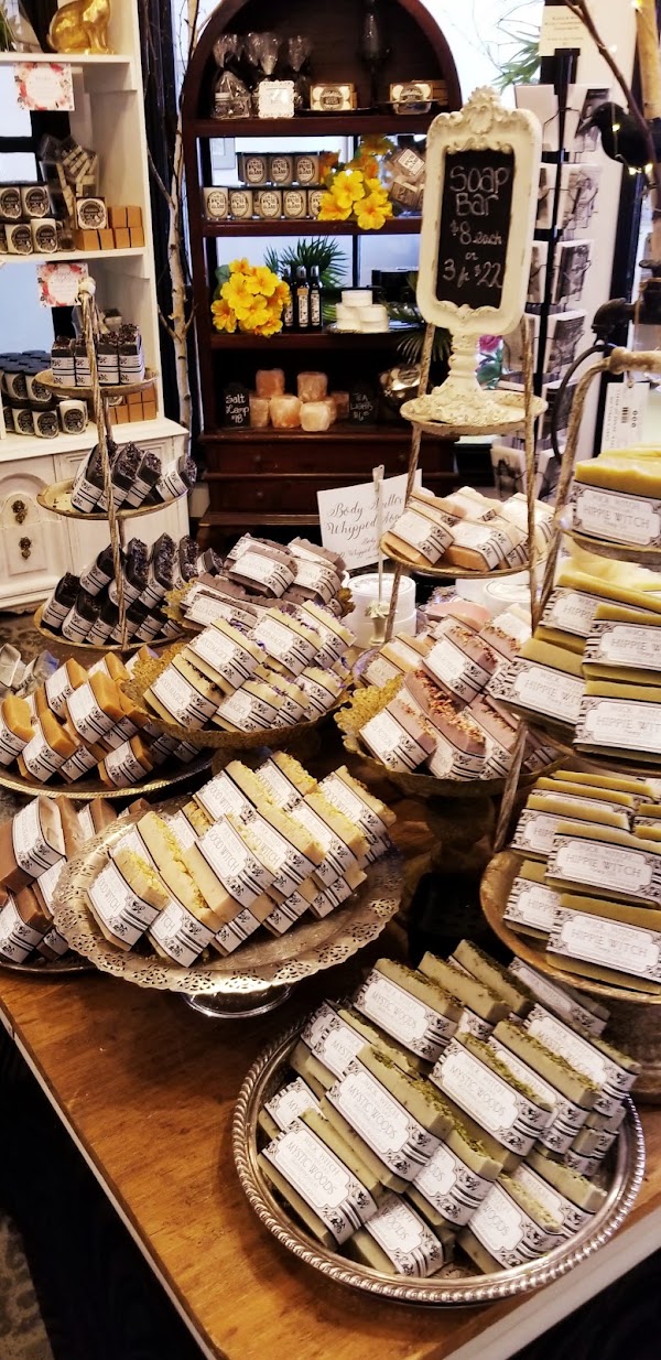 WICK WITCH APOTHECARY 3