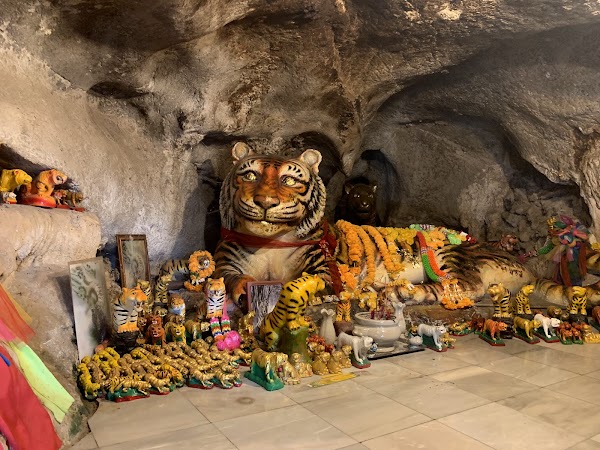 Wat Tham Suea Krabi 4