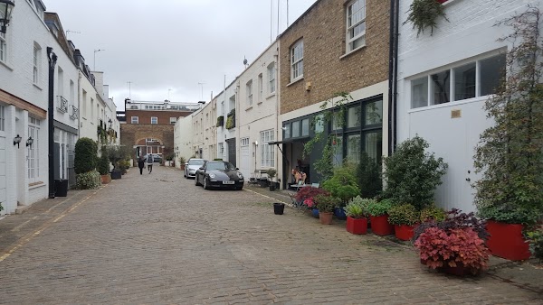 Hyde Park Gardens Mews 1