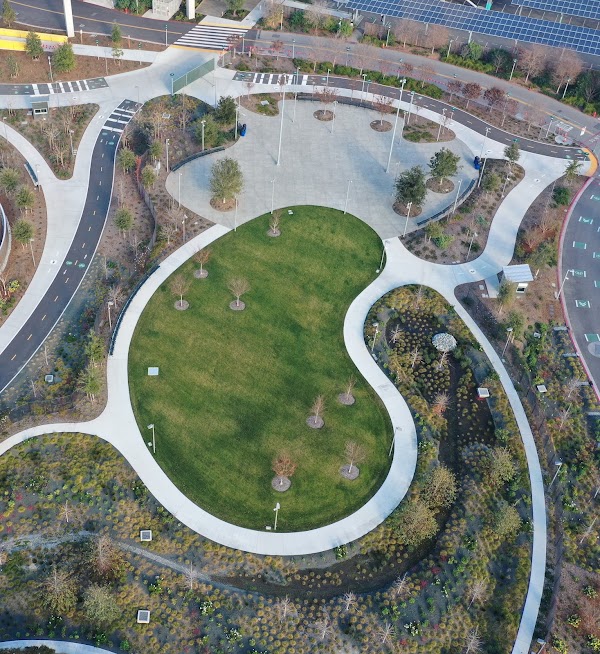 Meta Park. 4