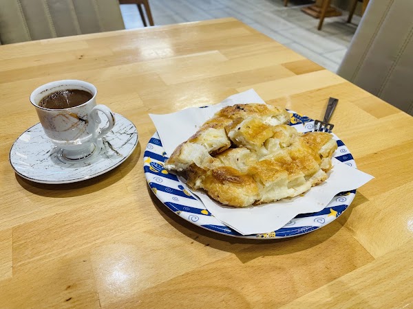 Tarihi Çemberlitaş Börekçisi 5