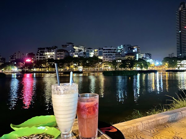 Trúc Bạch Lake 3