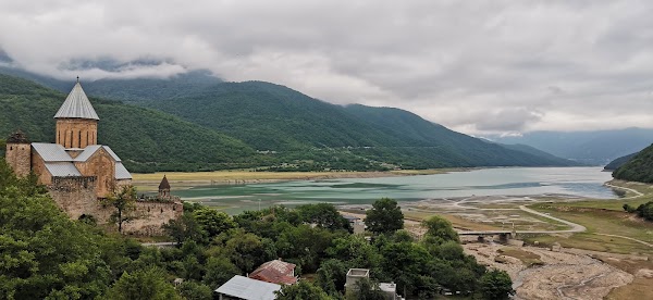 Ananuri
