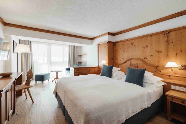 Kolfuschgerhof Mountain Resort&Spa in Dolomites Colfosco - Corvara - Alta Badia 5