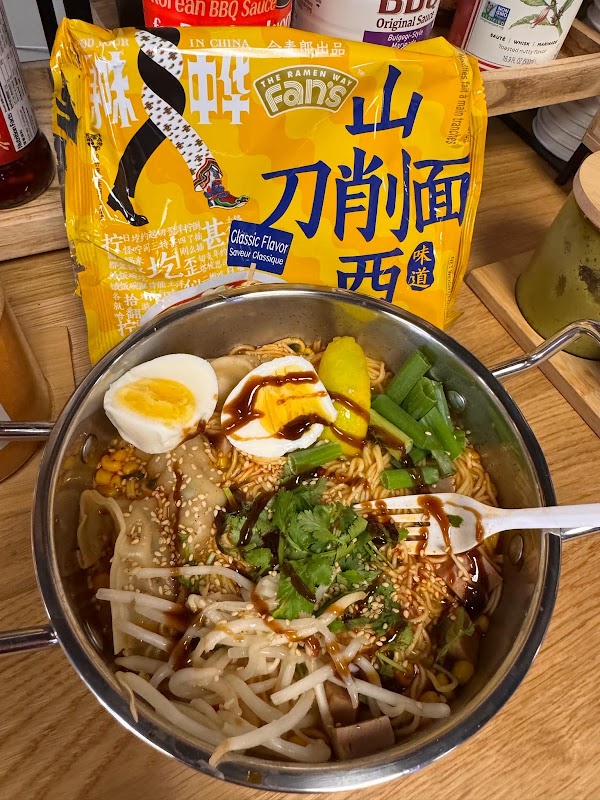 Hot Pot Ramen House 5