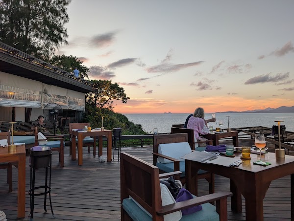 Dining on the Rocks