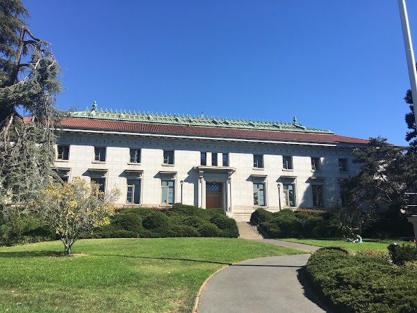 Calfornia Hall