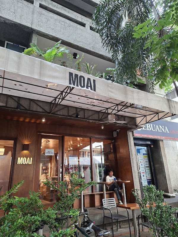 Moai Cafe & Concept Store