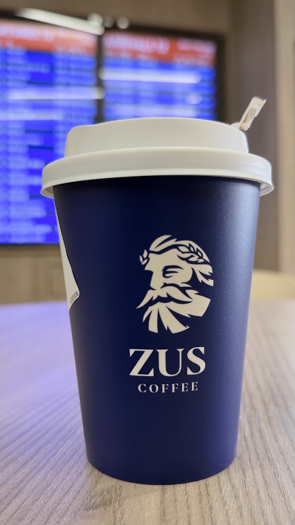 ZUS Coffee - Terminal 4, Singapore Changi Airport (Arrival Hall) 2
