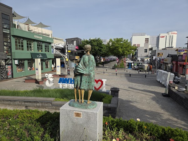 Gangneung Wolhwa street 5