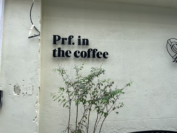 Prf. in the coffee 3