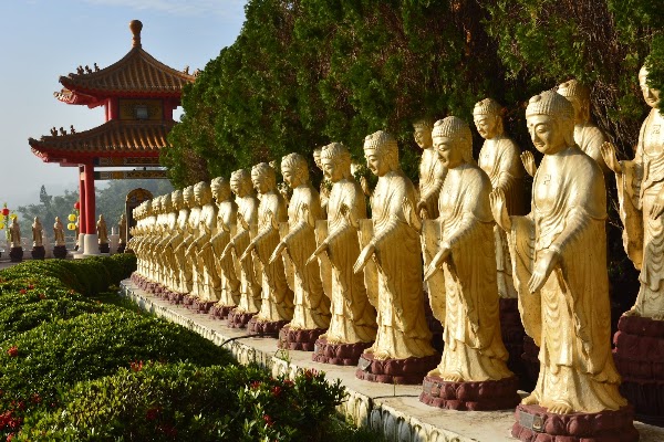 Fo Guang Shan Great Buddha Land 2
