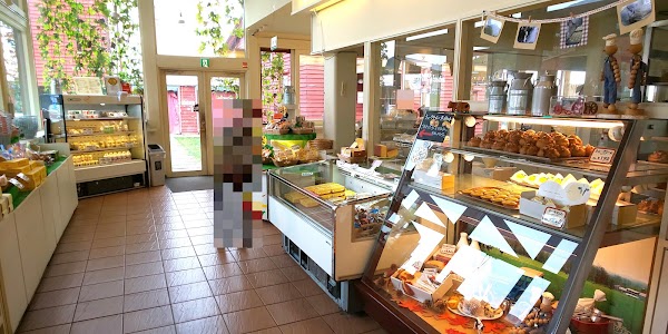 Niseko Takahashi Dairy Farm MILK KOBO 1