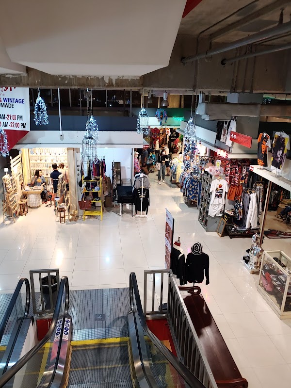 Bang Sue Junction Shopping Center 4