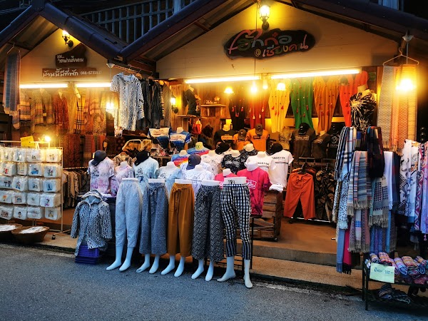 Chiang Khan Walking Street Night Market