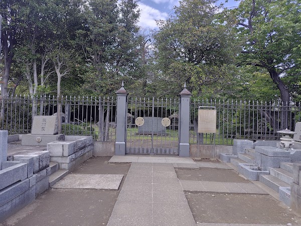 Yanaka Cemetery 3
