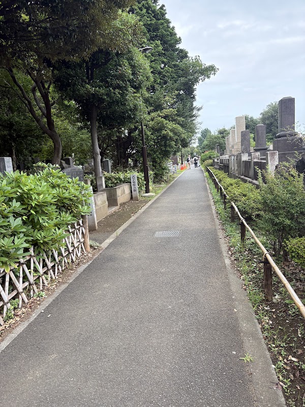 Yanaka Cemetery 2