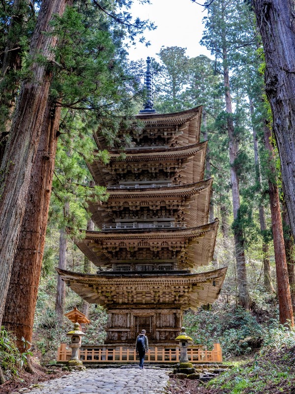 Zuishinmon Gate 羽黒山 随神門 2