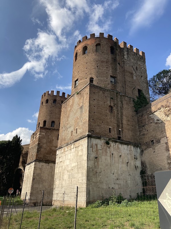 Porta San Sebastiano